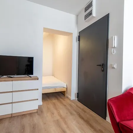 Champion Ul Mickiewicza 34, Apartament Nr 7b Apartament